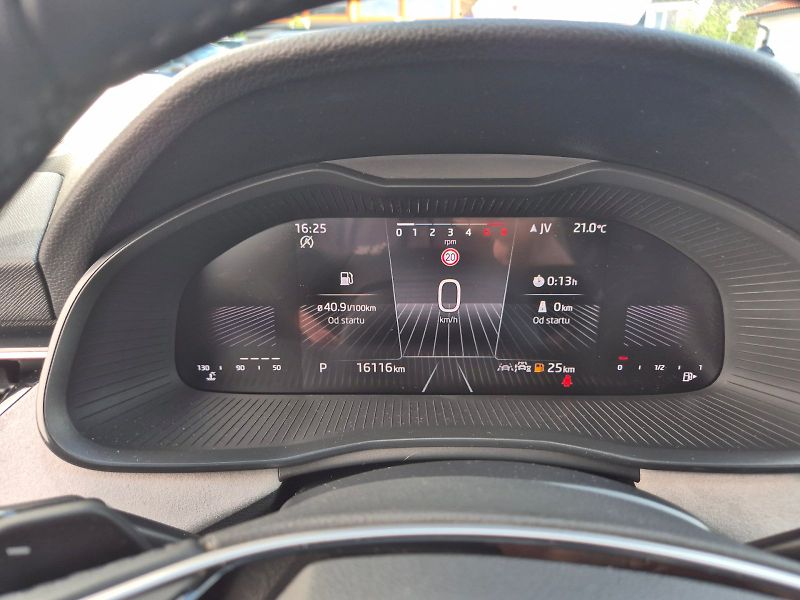 Škoda Kamiq (2025) Top Selection 1.0 TSI 85 kW 7° - fotka 22 z 30