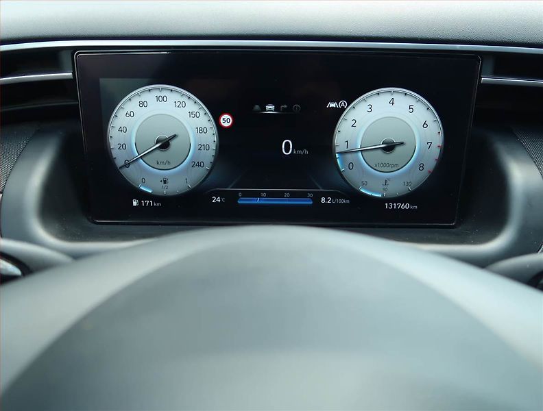 Hyundai Tucson (2021) Style 1.6 T-GDI - fotka 11 z 17