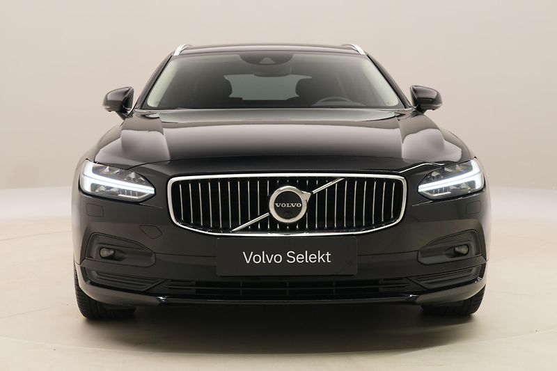 Volvo V90 B4 MOMENTUM AUT  - fotka 15 z 45