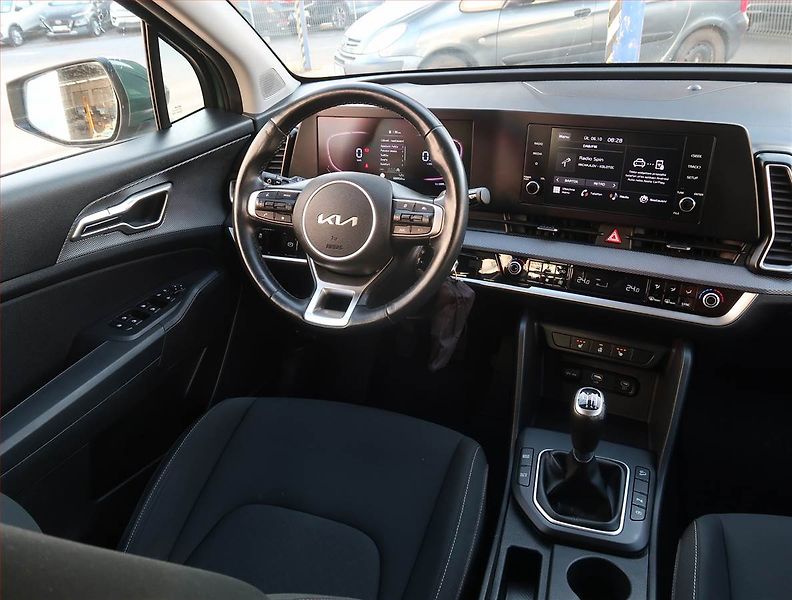 Kia Sportage (2022) 1.6 T-GDI - fotka 7 z 20