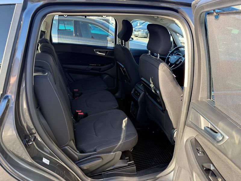 Ford S-MAX 2.0 TDCI TITANIUM 7 MÍST 4X4 - fotka 12 z 15