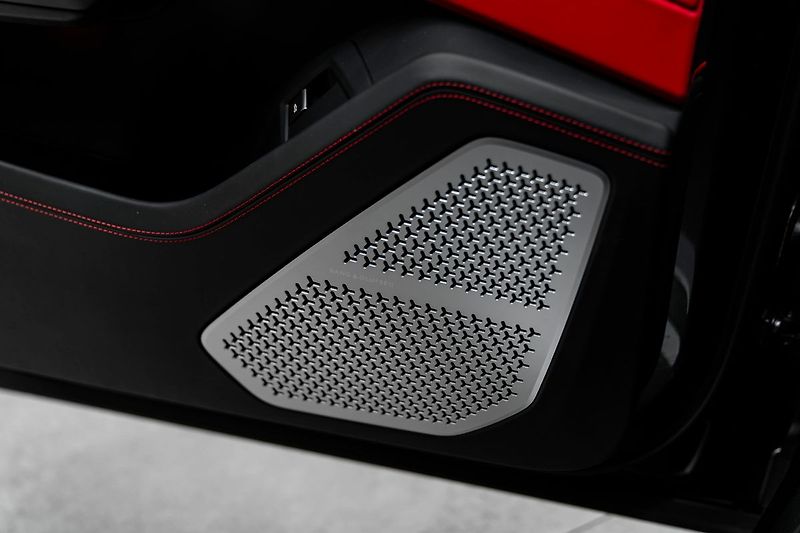 Lamborghini Urus 4.0 V8, B&O, Pano, Masáže, Noč - fotka 20 z 36