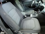 Volkswagen Passat (2013) 2.0TDi, DSG, xenon, park - náhled 11