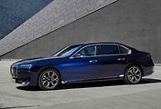 BMW 7 - číslo 1 v segmentu luxusních aut.