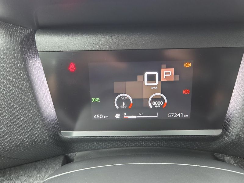 Citroën C4 (2022) 1.5 BHDi 130 SHINE EAT8 - fotka 15 z 38