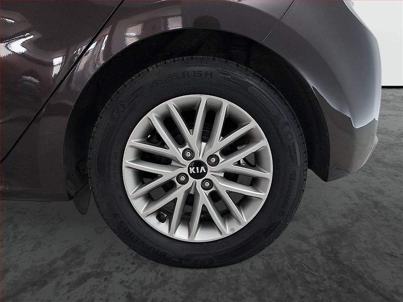 Kia Rio (2018) 1.25 CVVT, ČR,1.maj - fotka 14 z 18