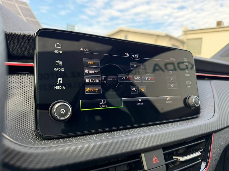 Škoda Scala Monte Carlo 1,0 TSI 85 kW 6° M - fotka 21 z 41
