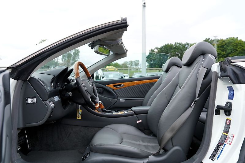 Mercedes-Benz SL 600, V12, 500PS, 88.000km - fotka 29 z 40