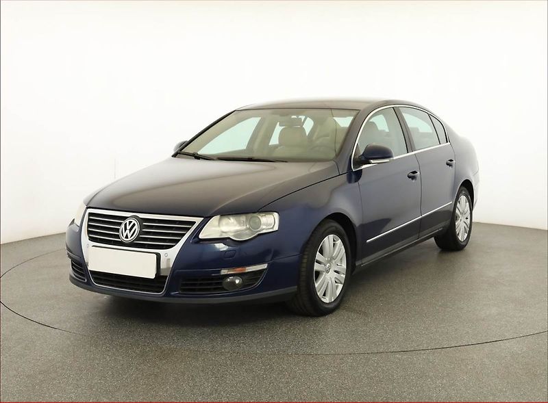 Volkswagen Passat (2005) 2.0 TDI, nová STK - fotka 2 z 15