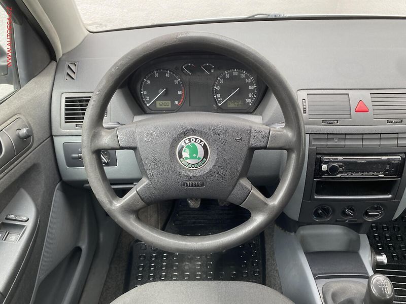 Škoda Fabia (2004) 1.2 12V, ČR, STK4/28 - fotka 11 z 14