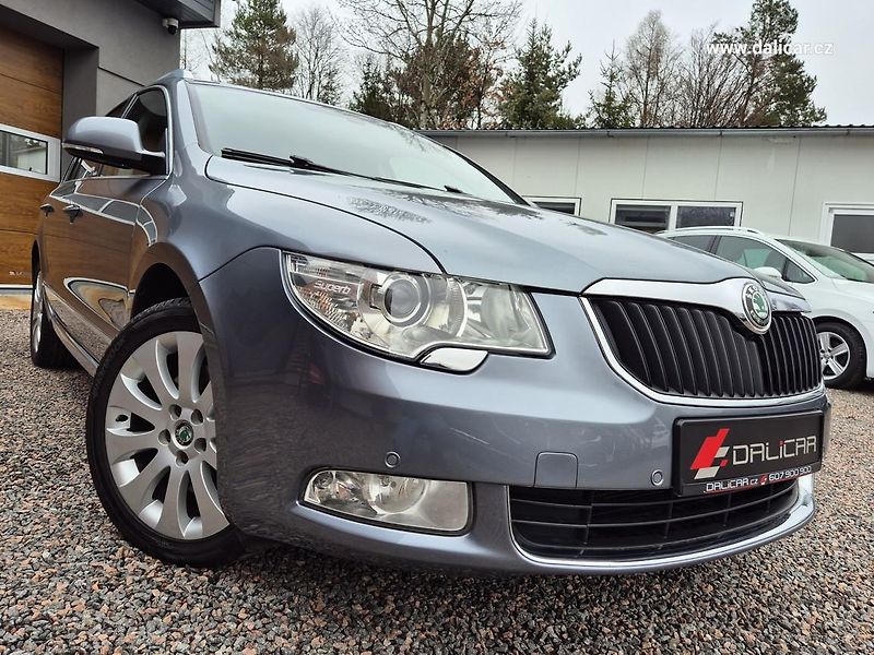 Škoda Superb (2012) 2.0TDi 125KW ELEGANCE XENON - fotka 6 z 50