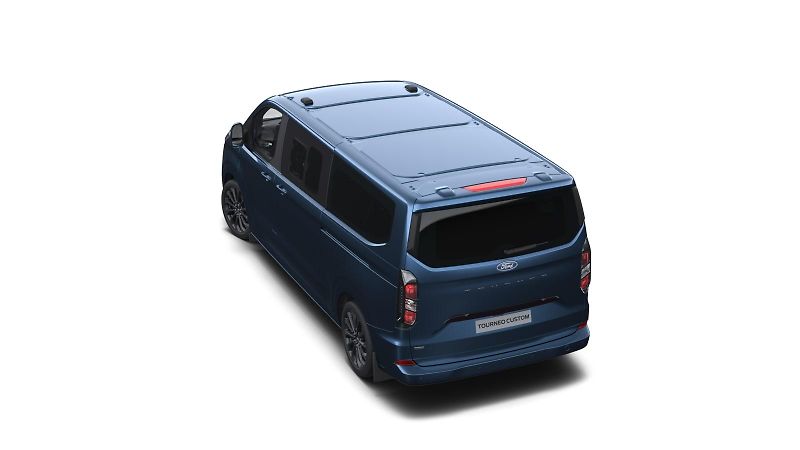 Ford Tourneo Custom (2026) Titanium X L2, Tourneo, 2.5 Du - fotka 5 z 9