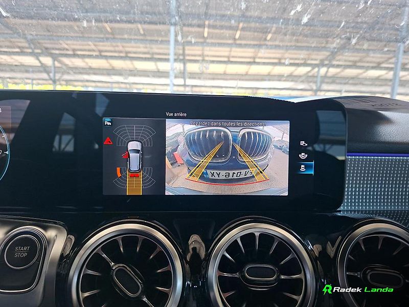 Mercedes-Benz EQB (2023) EQB 250 | 7 míst, 66 kWh - fotka 8 z 12