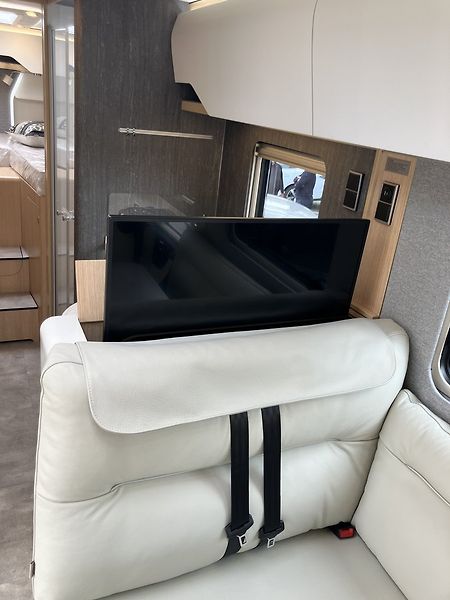 Hymer (2025) ML I 780 Blackline Isola MY26 - fotka 22 z 26