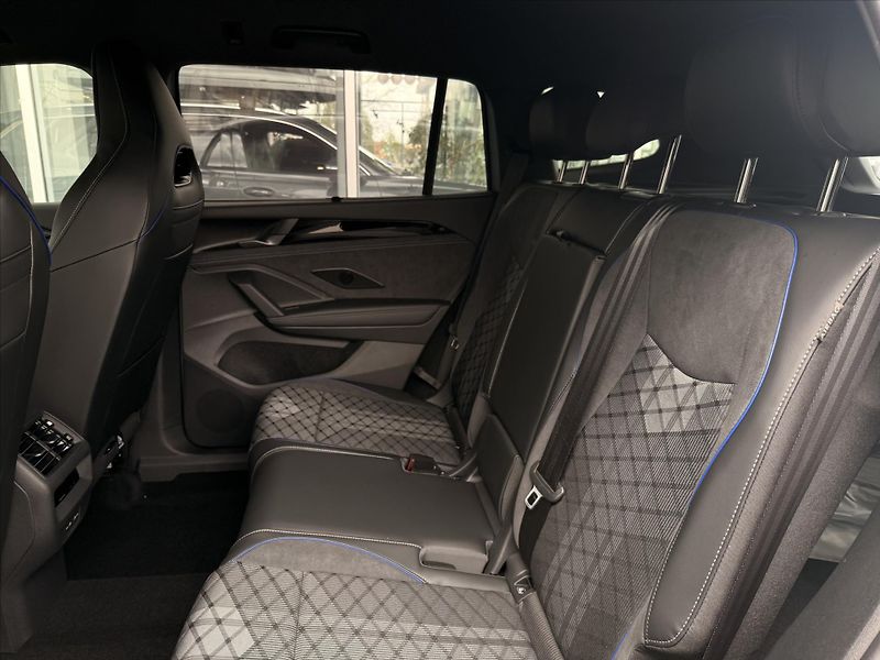 Volkswagen Tayron (2025) 1,5 TSI 150kW eHybrid  R-Line - fotka 20 z 21