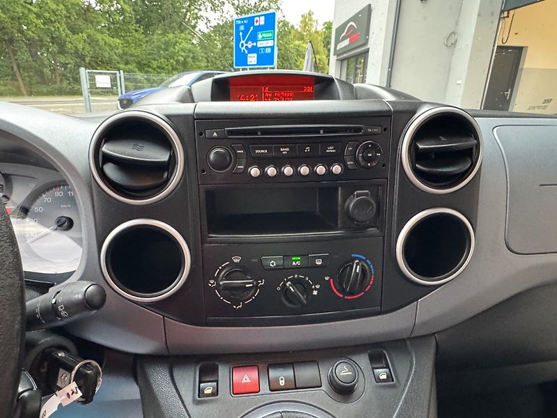 Citroën Berlingo (2010) 1.6 HDi Multispace - fotka 17 z 27
