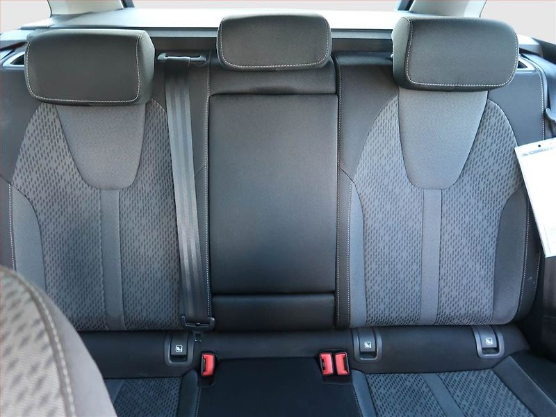 Škoda Octavia (2021) 2.0 TDI, Serv.kniha, Tempomat - fotka 10 z 17
