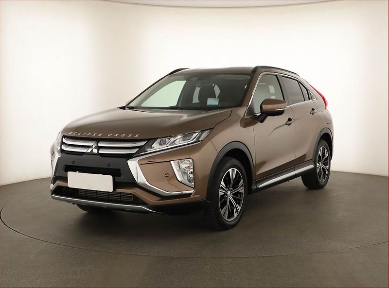 Mitsubishi Eclipse Cross (2019) 1.5 T-MIVEC - fotka 2 z 14