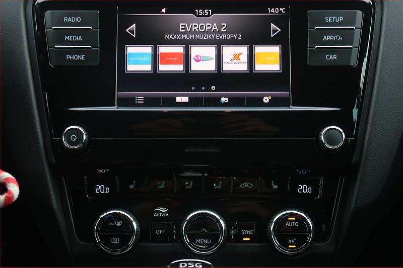 Škoda Octavia (2019) Ambition 1.5 TSI G-TEC - fotka 12 z 19