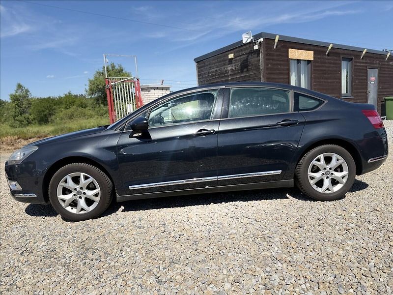 Citroën C5 2,0 HDI 103kW NOVÉ ROZVODY - fotka 8 z 28