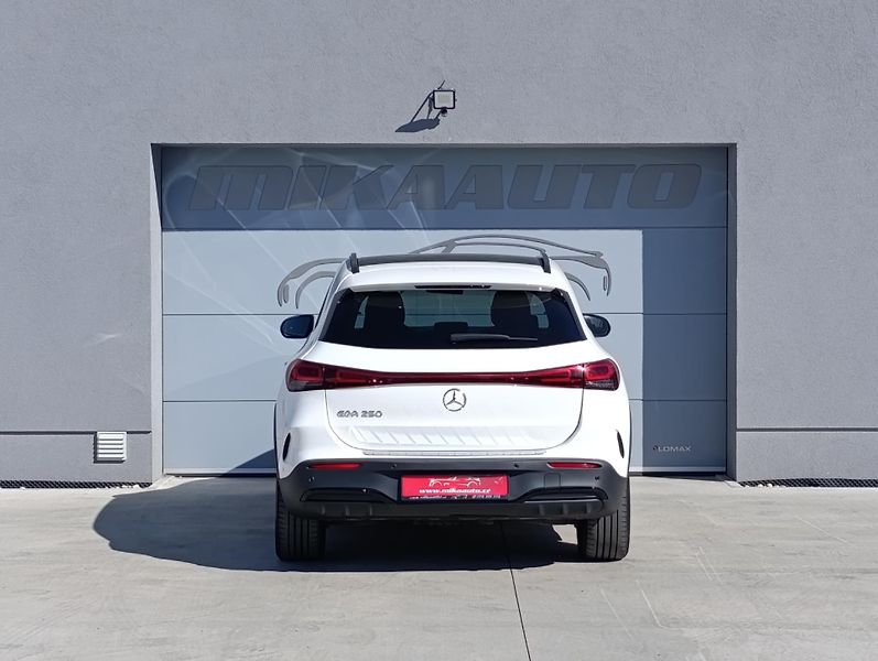 Mercedes-Benz EQA 250+ AMG 140kW ČR PANO  - fotka 6 z 34