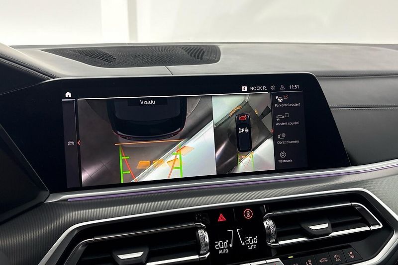 BMW X5 xDrive30d - fotka 20 z 28