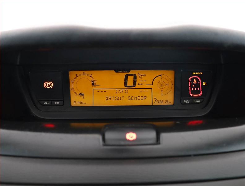 Citroën C4 Picasso (2007) 1.8 i, nová STK, levný provoz - fotka 8 z 13