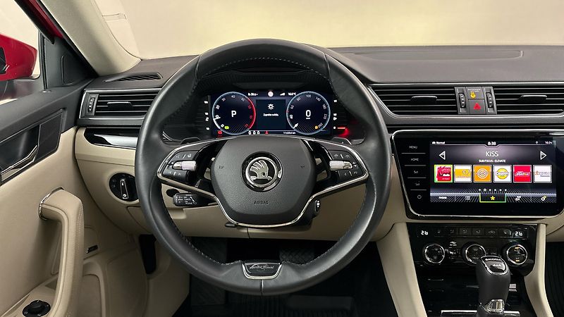 Škoda Superb 2.0 TDI DSG 4x4 L&K - fotka 9 z 32
