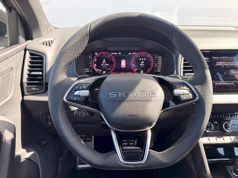 Škoda Karoq (2026) SPORTLINE TSI 1.5/110KW 7AP - fotka 13 z 28