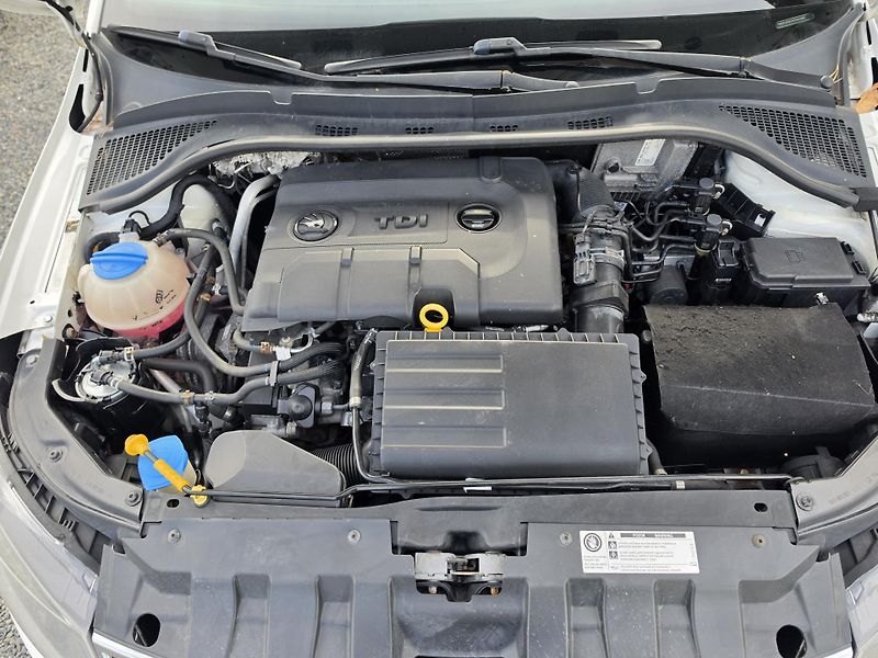 Škoda Fabia 1.4 TDI Parkovací senzory  - fotka 16 z 17