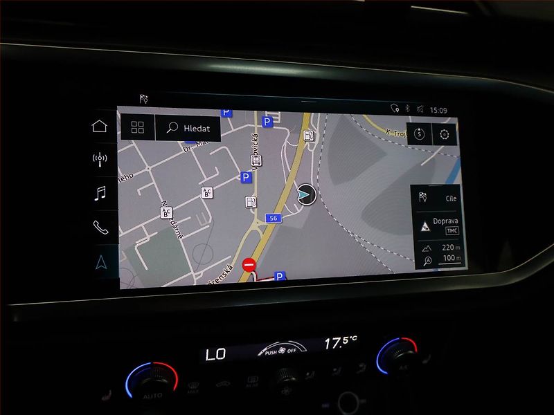 Audi Q3 (2019) S line 35 TFSI - fotka 18 z 21