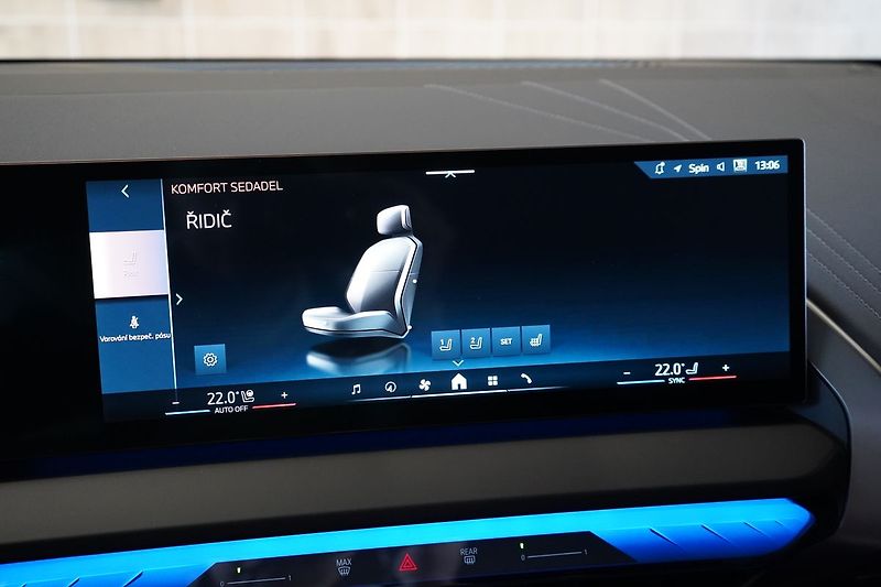 BMW X3 20d xDrive, Tažné, HUD, H/K - fotka 33 z 48
