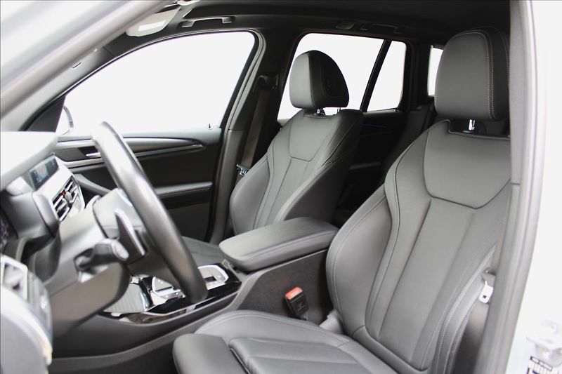 BMW X3 20d xDrive/M-Paket/Tažné - fotka 13 z 39