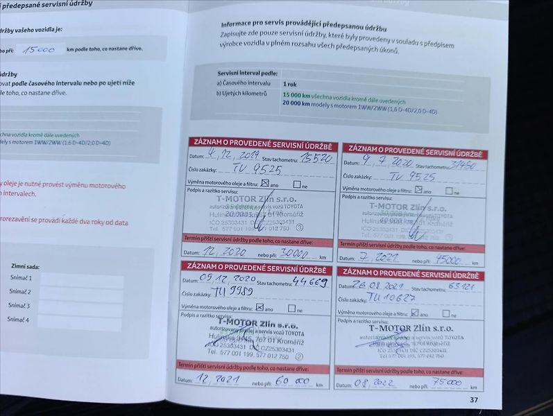Toyota Hilux 2,4 D-4D Kamera Tažné 1maj. ČR - fotka 40 z 43