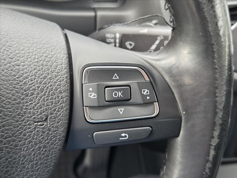 Volkswagen Tiguan 2,0 TDi DSG 4x4 Tažné z. Track - fotka 15 z 24