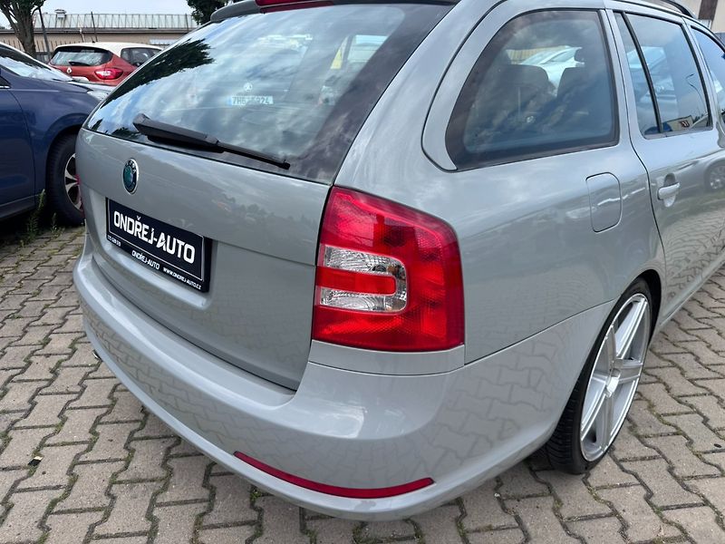 Škoda Octavia (2006) RS 2,0 FSI TURBO 147 KW STK - fotka 11 z 50