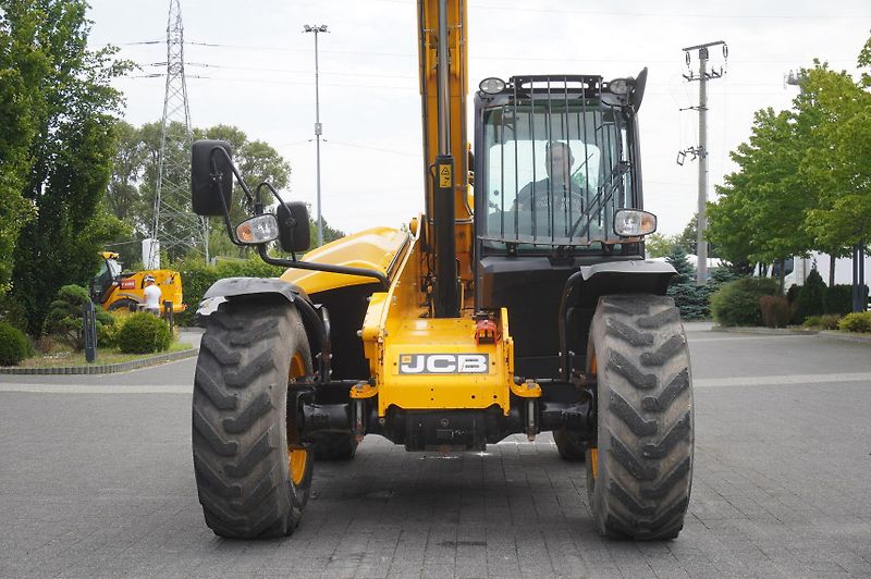JCB (2021) 535-95 / 3.5 T / range 9.5 m - fotka 18 z 24