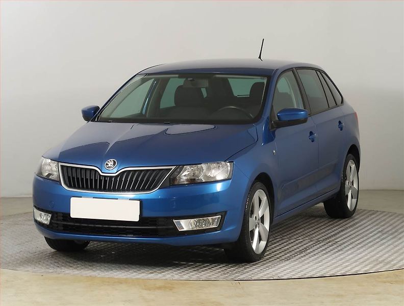 Škoda Rapid (2014) Spaceback 1.2 TSI, Tempomat - fotka 2 z 23