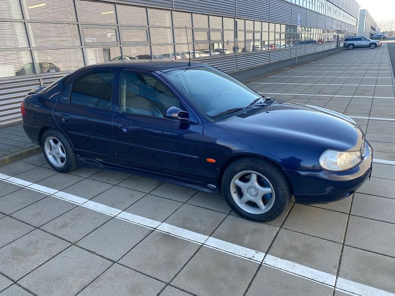 Ford Mondeo (1998) - fotka 14 z 40
