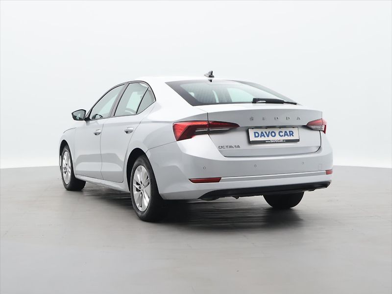 Škoda Octavia 2.0 TDI 85kW CZ Ambition 2.maj - fotka 5 z 35