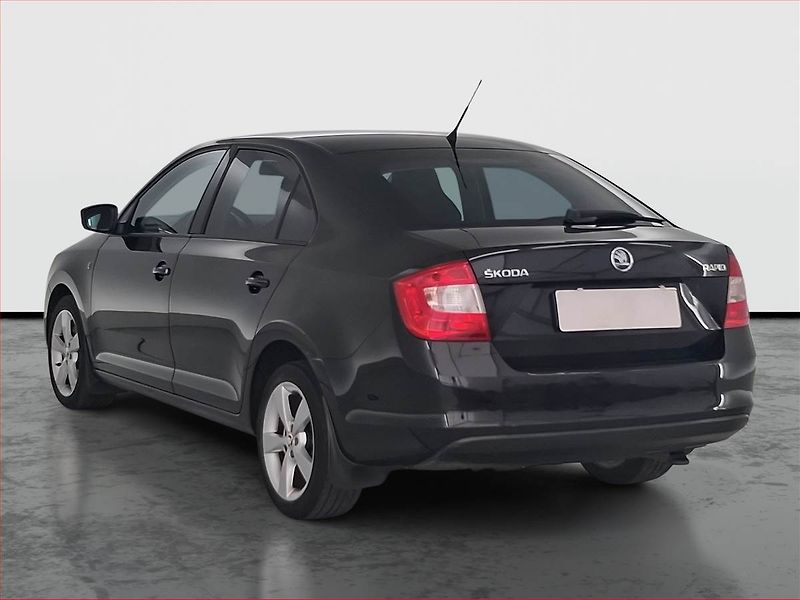 Škoda Rapid (2013) Style 1.2 TSI, ČR,1.maj - fotka 4 z 21