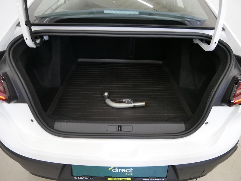 Citroën C4 X - fotka 25 z 25