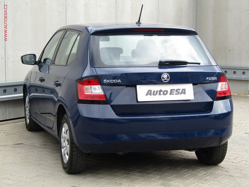 Škoda Fabia (2016) 1.2 TSi, ČR, AC, park.čidla - fotka 6 z 17