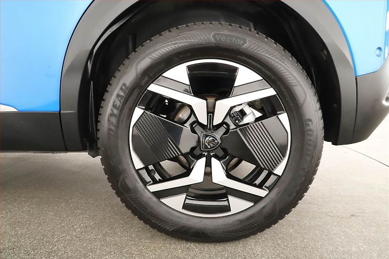 Peugeot 2008 (2024) Allure 1.2 PureTech - fotka 12 z 15