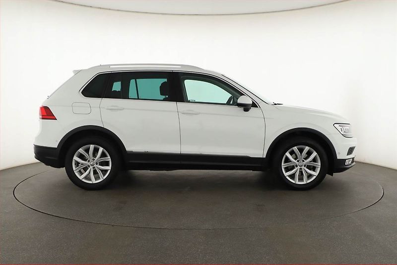 Volkswagen Tiguan (2017) 1.4 TSI - fotka 6 z 19