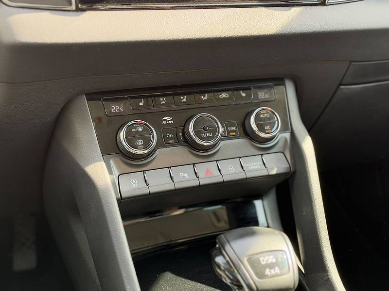 Škoda Karoq Style 2,0 TDI 110 kW 4x4 7° DS - fotka 14 z 29