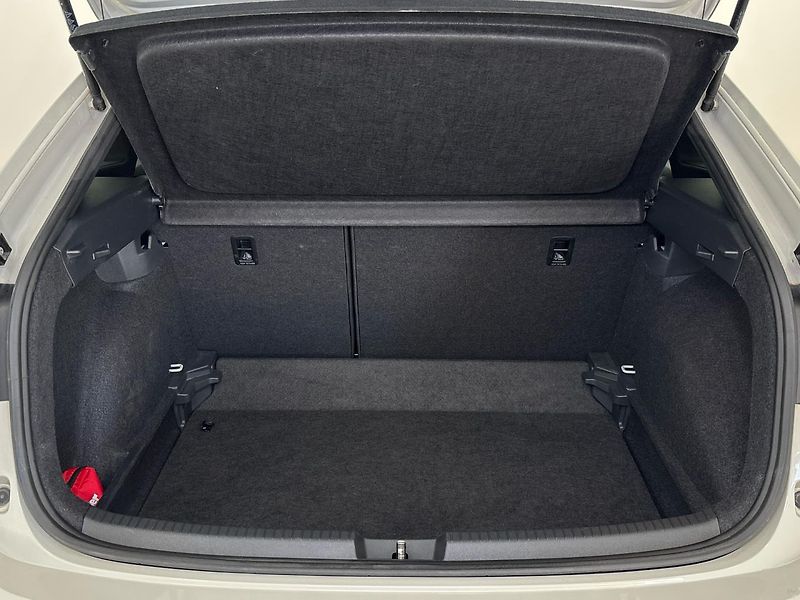 Volkswagen Taigo R-Line DSG - fotka 10 z 29