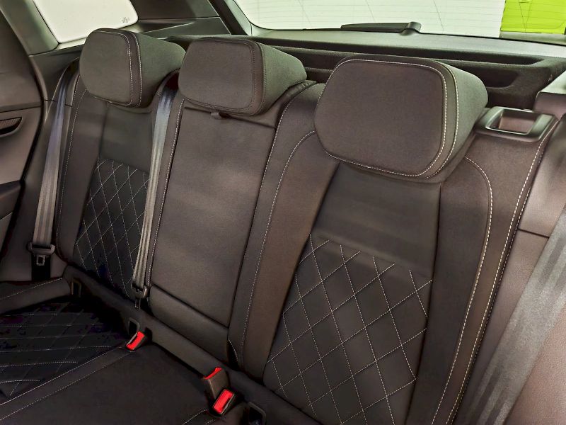 Škoda Karoq (2025) 1.5 TSI 110 kW DSG Sportline - fotka 24 z 31