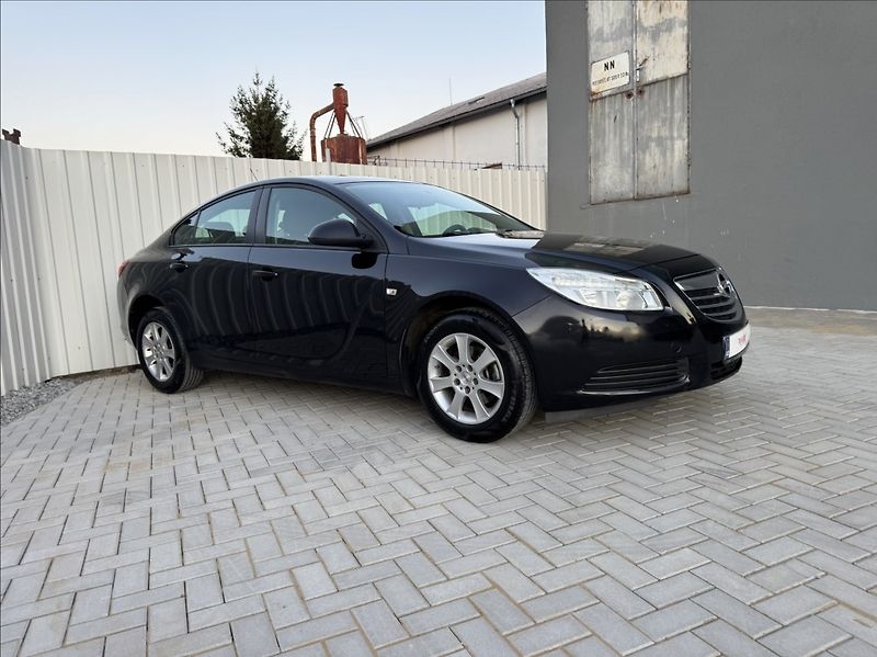 Opel Insignia 1,6 i 85kW tažné KLIMA ALU - fotografie inzerátu