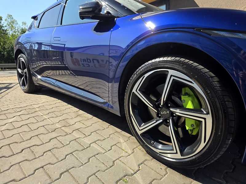 Kia EV6 GT-4X4-ZÁRUKA-1.majitel-DPH - fotka 30 z 33